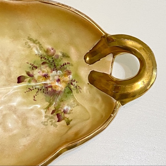 Antique - Crown Devon Shaped Serving Dish - Picture 5 of 15